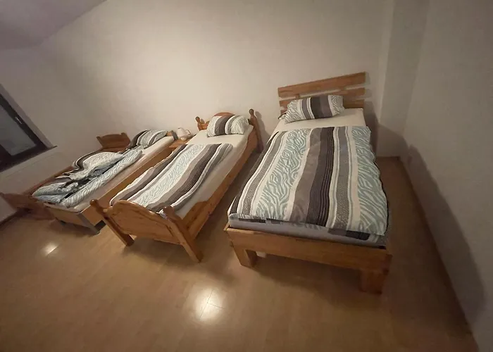 게스트하우스 Monteurwohnungen-dinslaken *